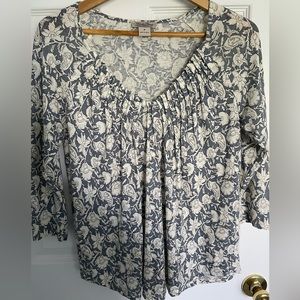 Lucky Brand size medium top